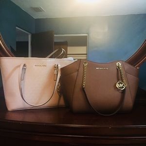 Micheal Kors Bundle!! 💕